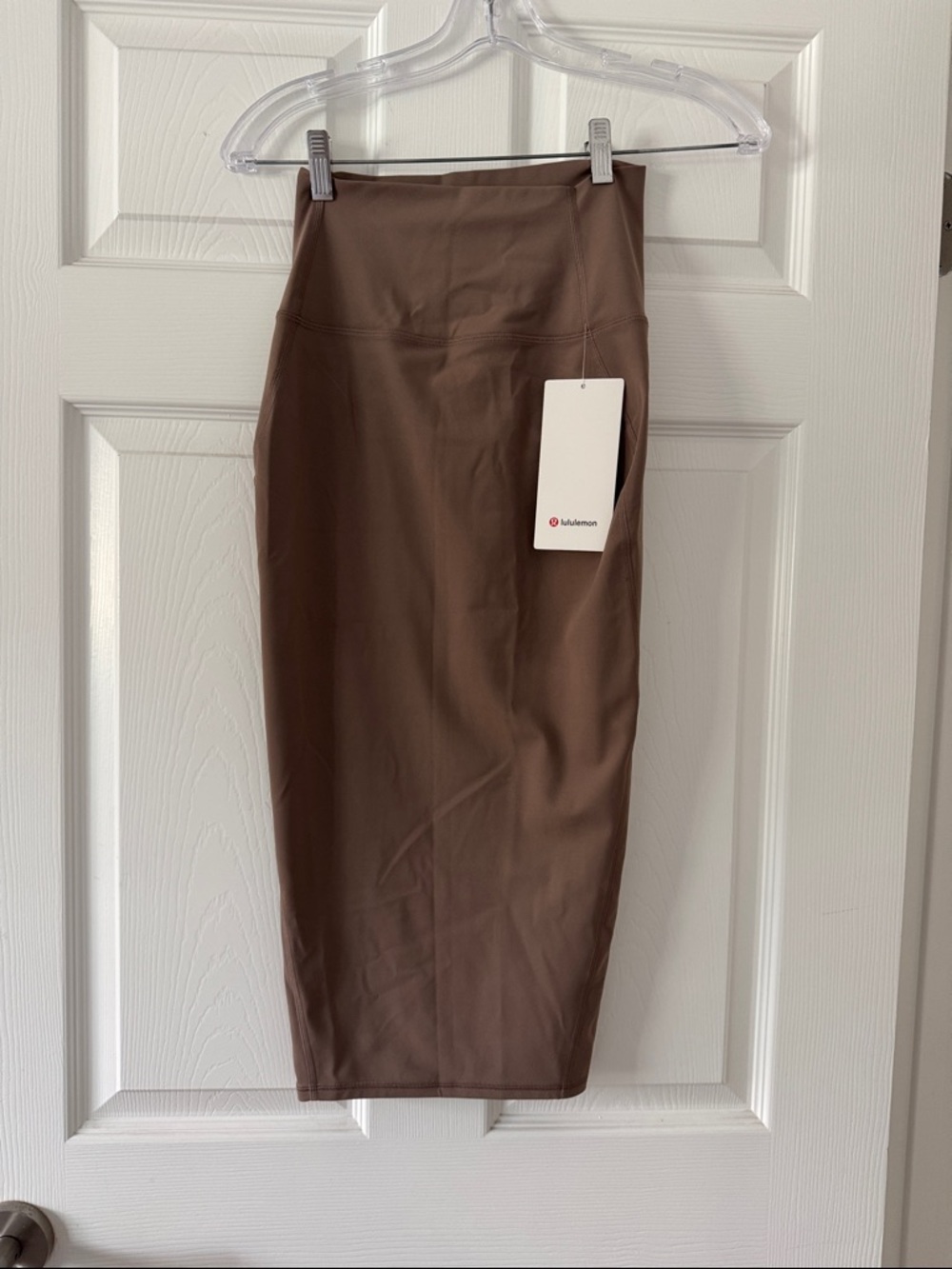 lululemon nulu slim-fit HR Skirt